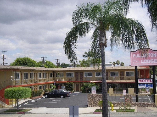 Fullerton Lodge image 18